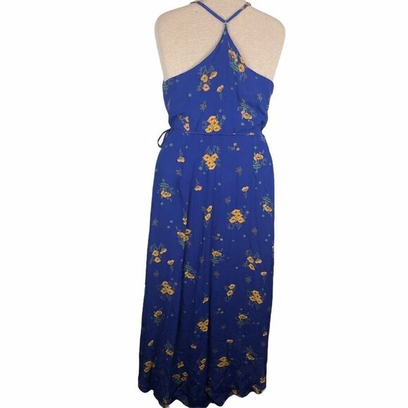 Lucy Love wrap maxi dress - Picture 3 of 10